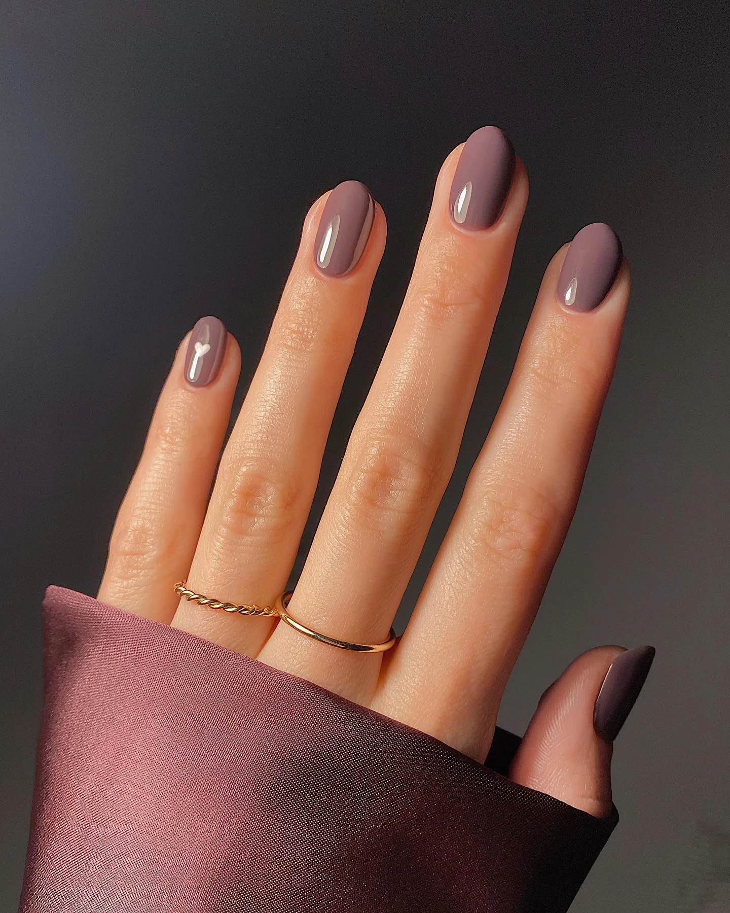 Mauve Regalia - Polish - Image 2